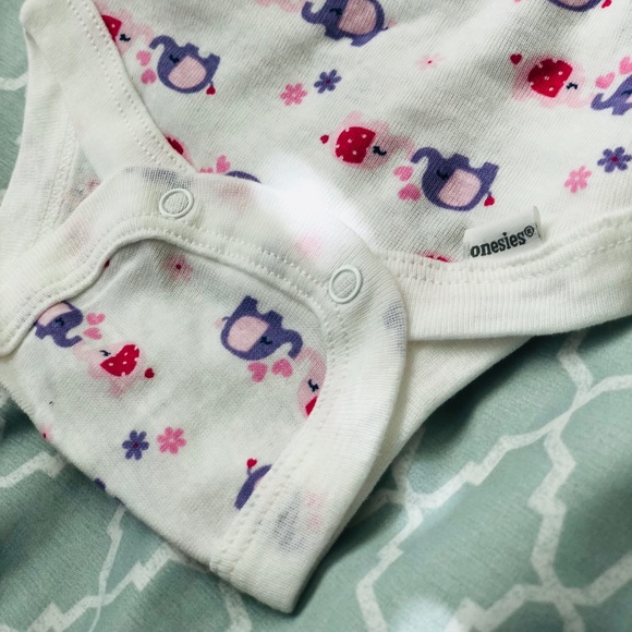 Onsie - Picture 3 of 6